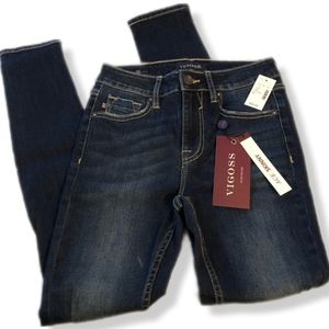 NWT Women's Vigoss Ace skinny jeans. Size 24
